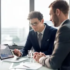 ORGANIZACIÓN DE CLIENTES Y VENTAS